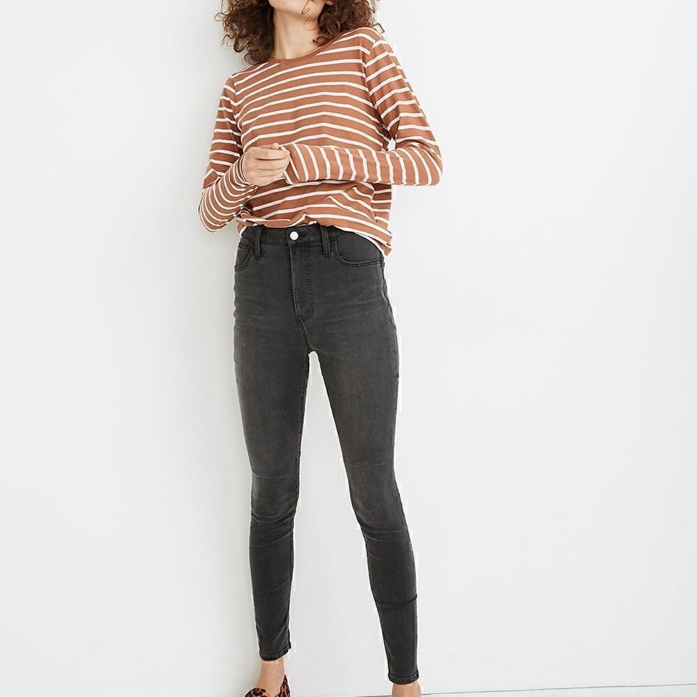 Madewell 9" Mid-Rise Roadtripper Supersoft Jeans in Ashmont Wash